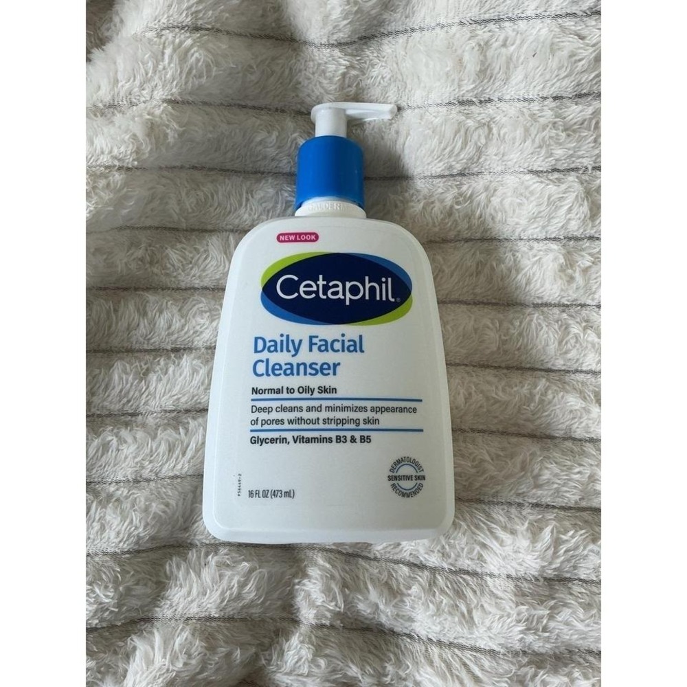 Cetaphil Daily Facial Cleanser (16 oz, Normal to Oily, B3, B5) - New